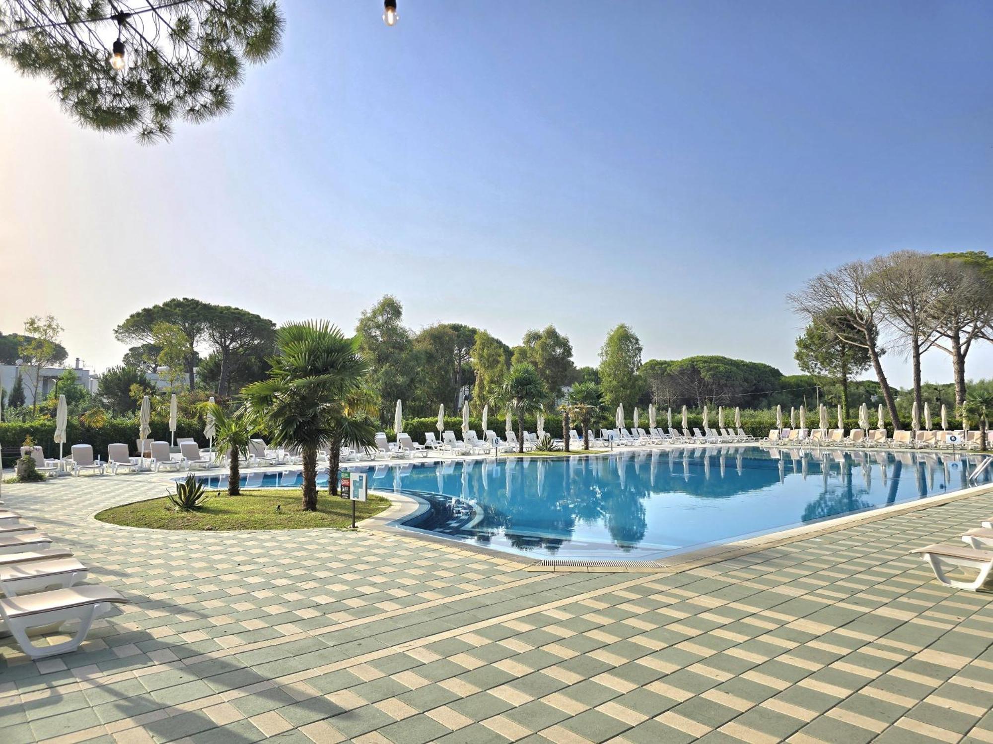 Modern Villas at Perla Resort Durrës Exterior foto